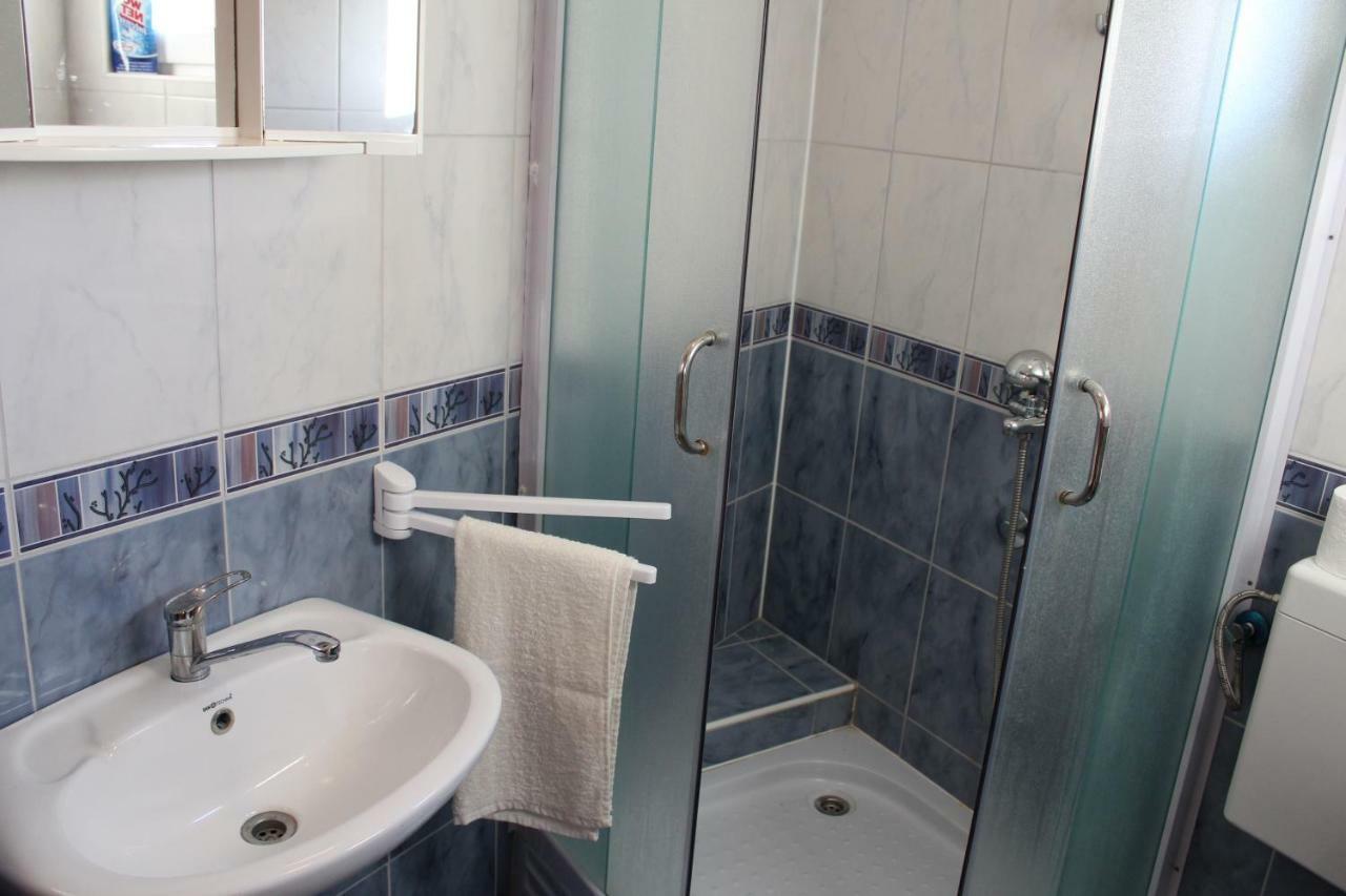 Apartments Novoselic Вир Екстериор снимка